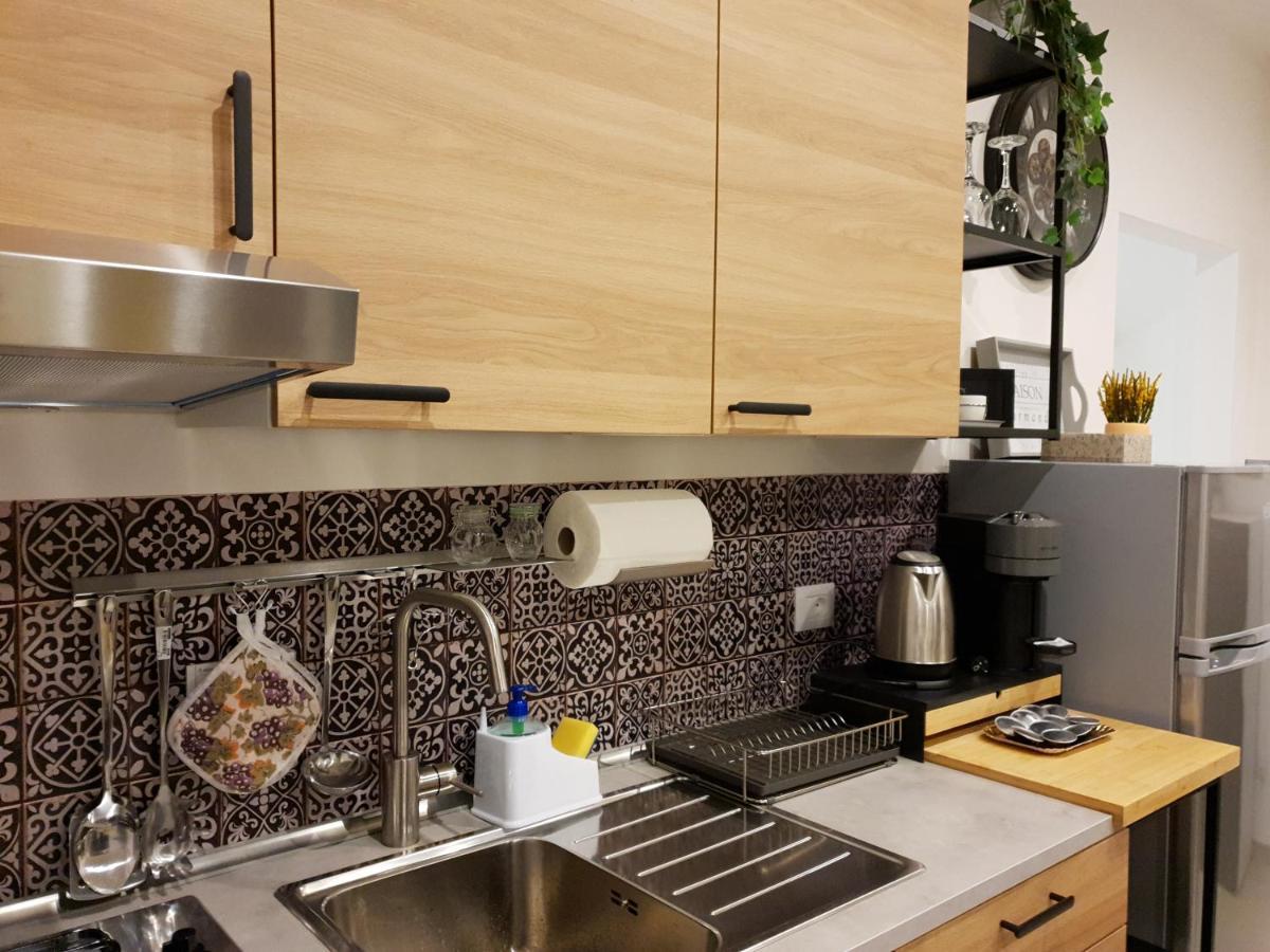 Officinale Rome Apartment, Pineta Sacchetti Ngoại thất bức ảnh