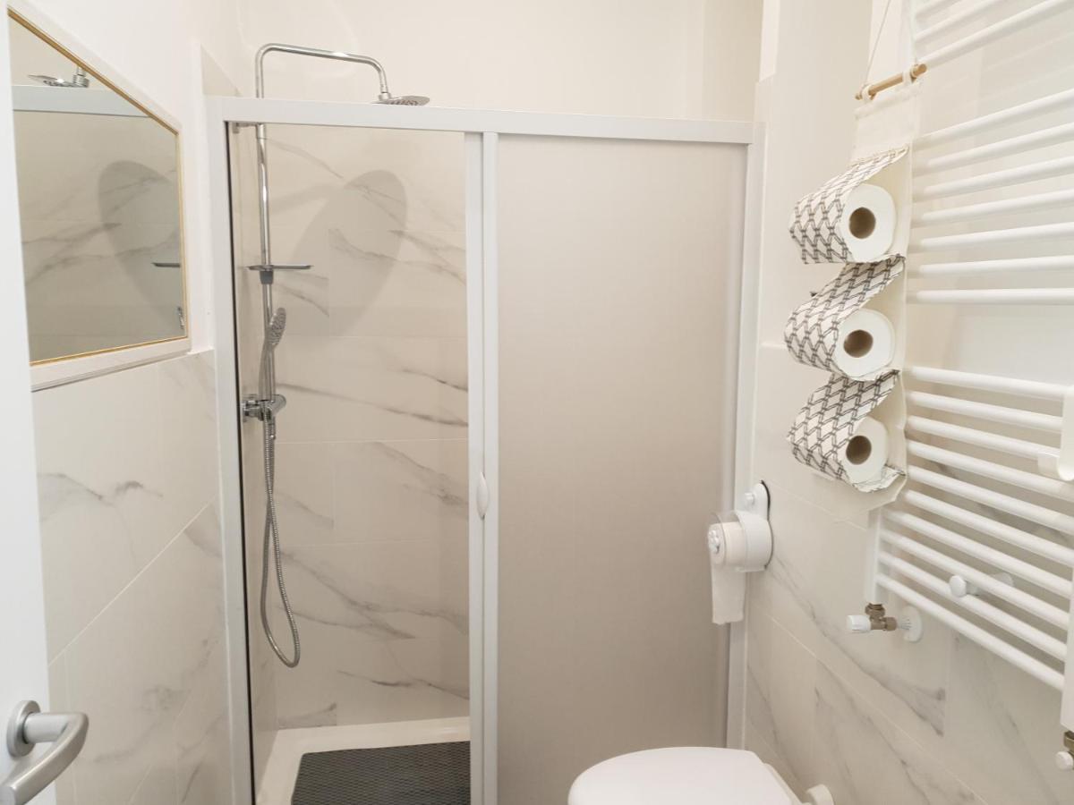 Officinale Rome Apartment, Pineta Sacchetti Ngoại thất bức ảnh