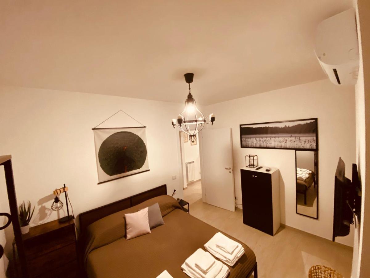 Officinale Rome Apartment, Pineta Sacchetti Ngoại thất bức ảnh